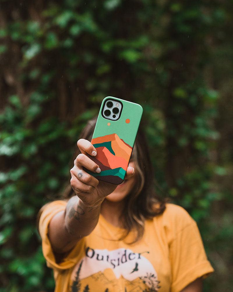 Endless Peaks | Colorblock Mountain Case