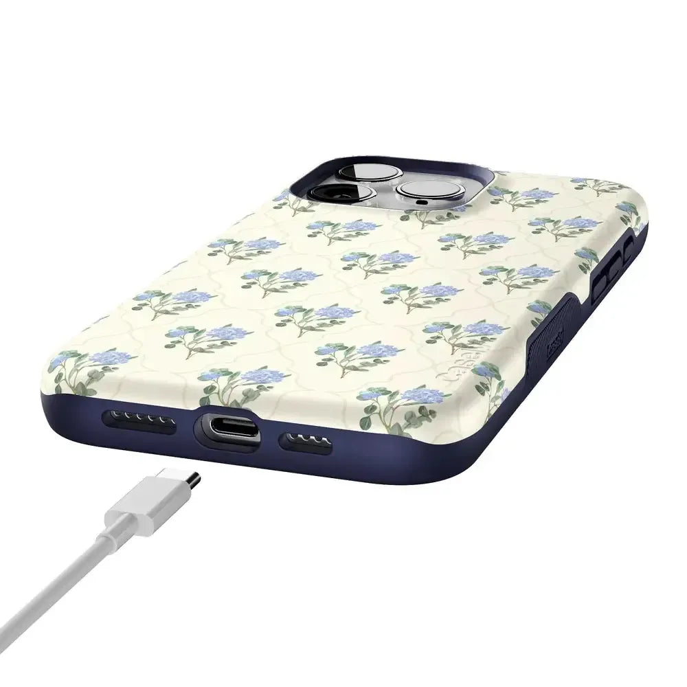 Vintage Garden | Blue Hydrangea Case